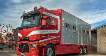 Boyd Haulage adds Renault Trucks T520 High to the herd!