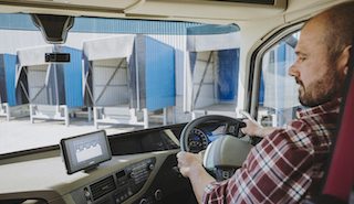 Driver shortage need legal immigration says IRU